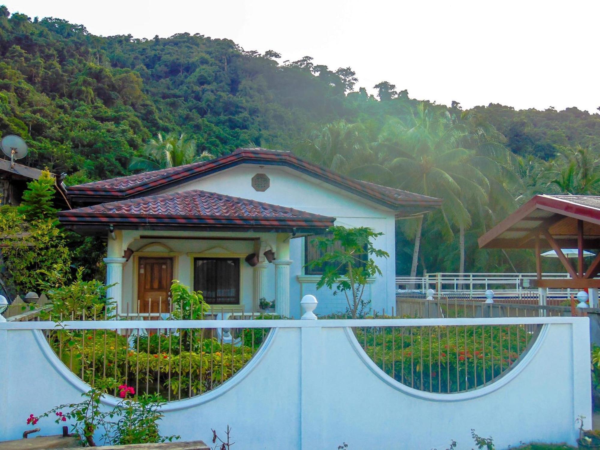 Pangulatan Beach Resort El Nido Kamer foto